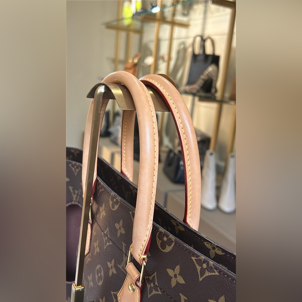 LOUIS VUITTON x COMME DES GARÇON Rei Kawakubo Bag - Picture 6 of 16